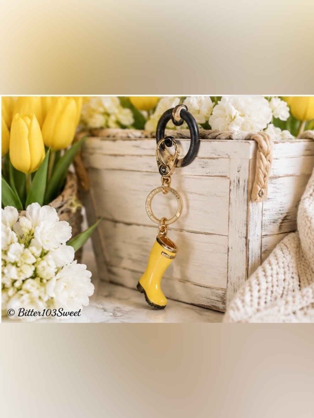 Henri Bendel Rain Boot Vintage Keychain Bag-Charm - Picture 4 of 13